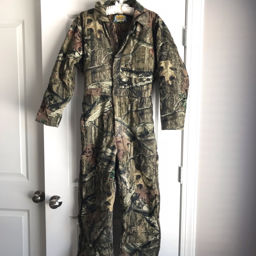 NWOT Cabela’s Kids Camo Hunting Suit